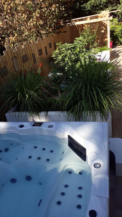 Chambre Chez L'Habitant Avec Spa Et Petit-Dejeuner En Lisiere De Foret Le Teich Ngoại thất bức ảnh