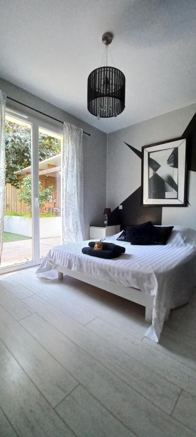 Chambre Chez L'Habitant Avec Spa Et Petit-Dejeuner En Lisiere De Foret Le Teich Ngoại thất bức ảnh
